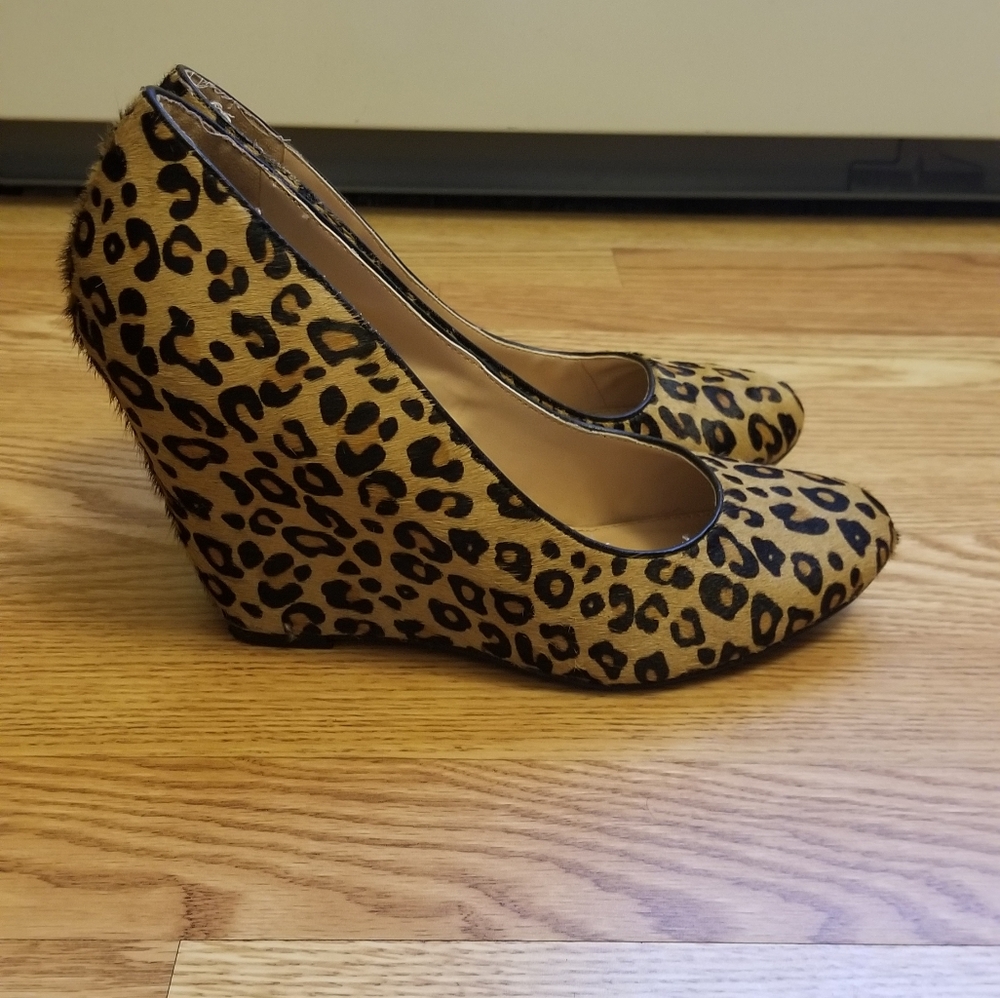 Banana Republic Animal Print Wedge